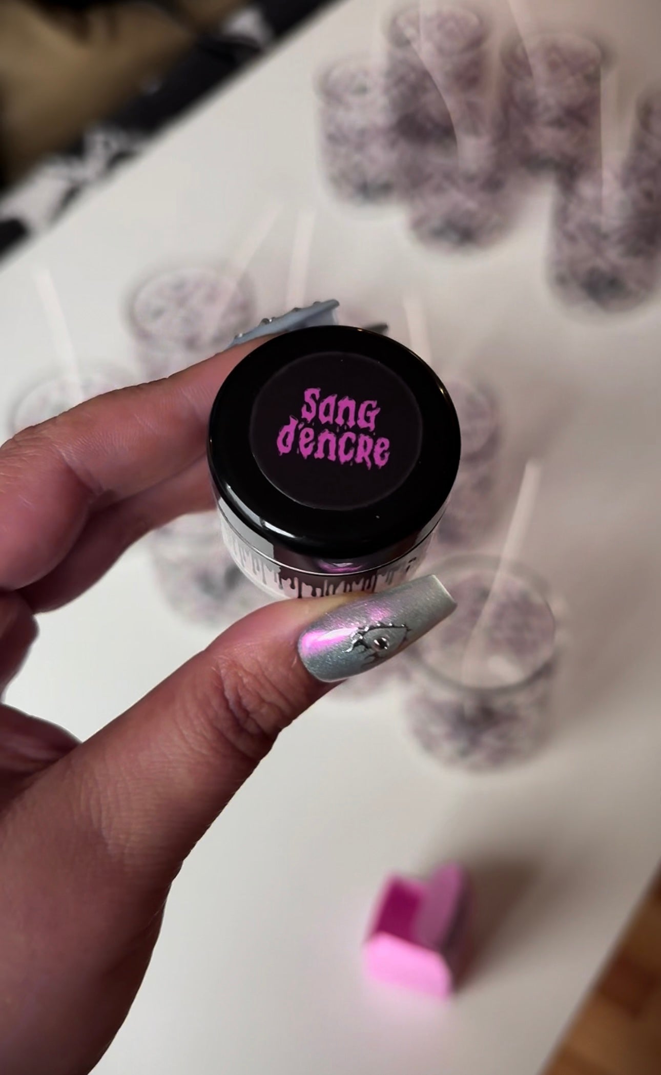 PLZ DON’T GHOST ME